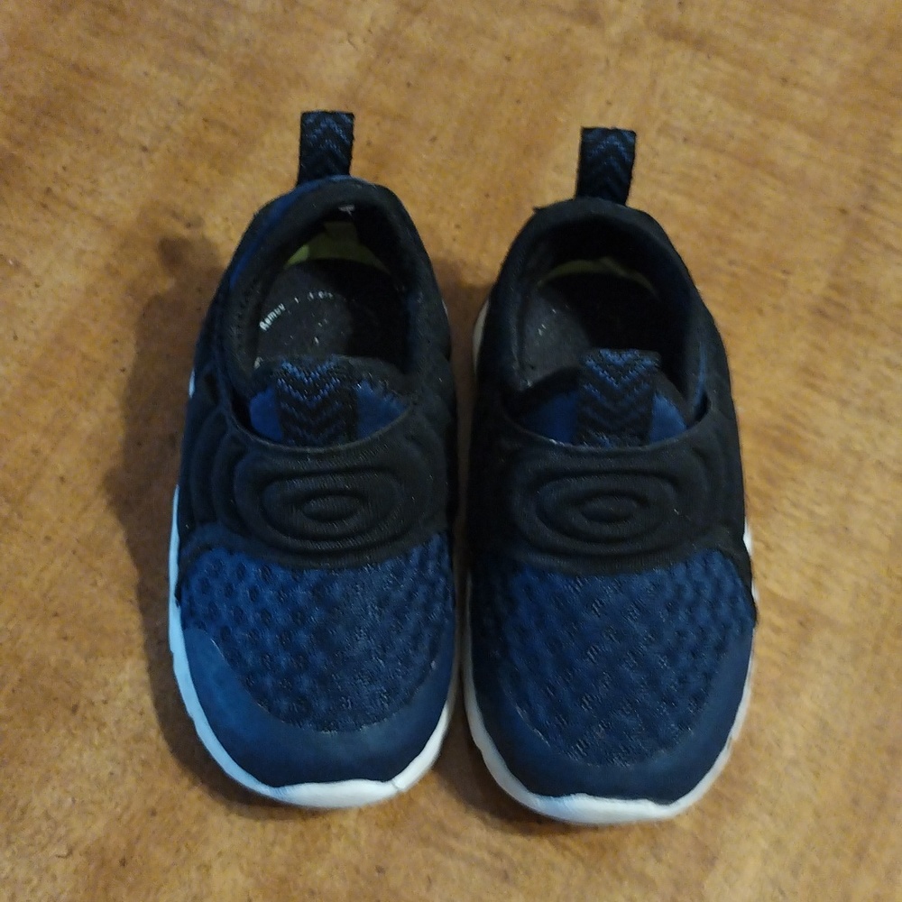 Toddler shoes
